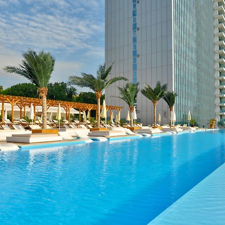 International Hotel Casino & Tower Suites Golden Sands Exterior foto The Fives Beach Hotel and Residences